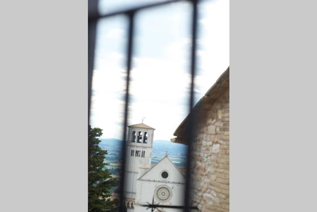 Francesco House Family Apartment Assisi Luaran gambar