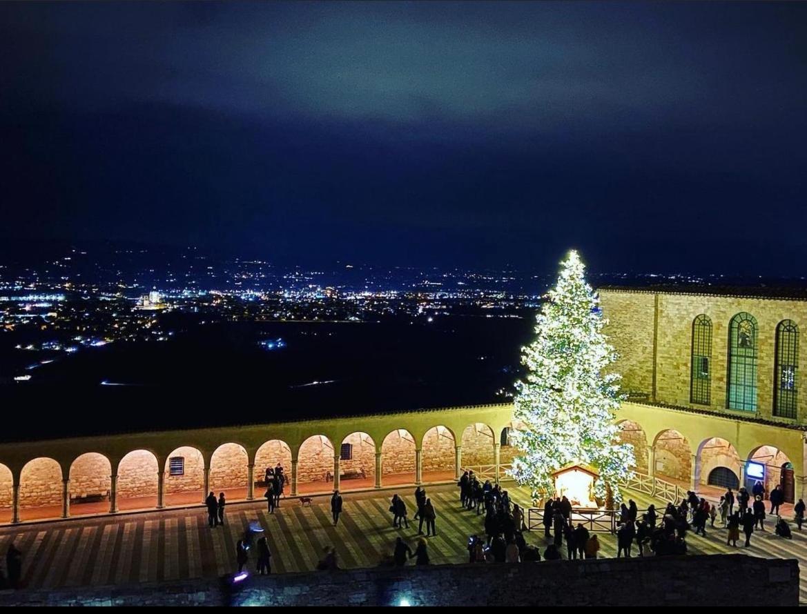 Francesco House Family Apartment Assisi Luaran gambar